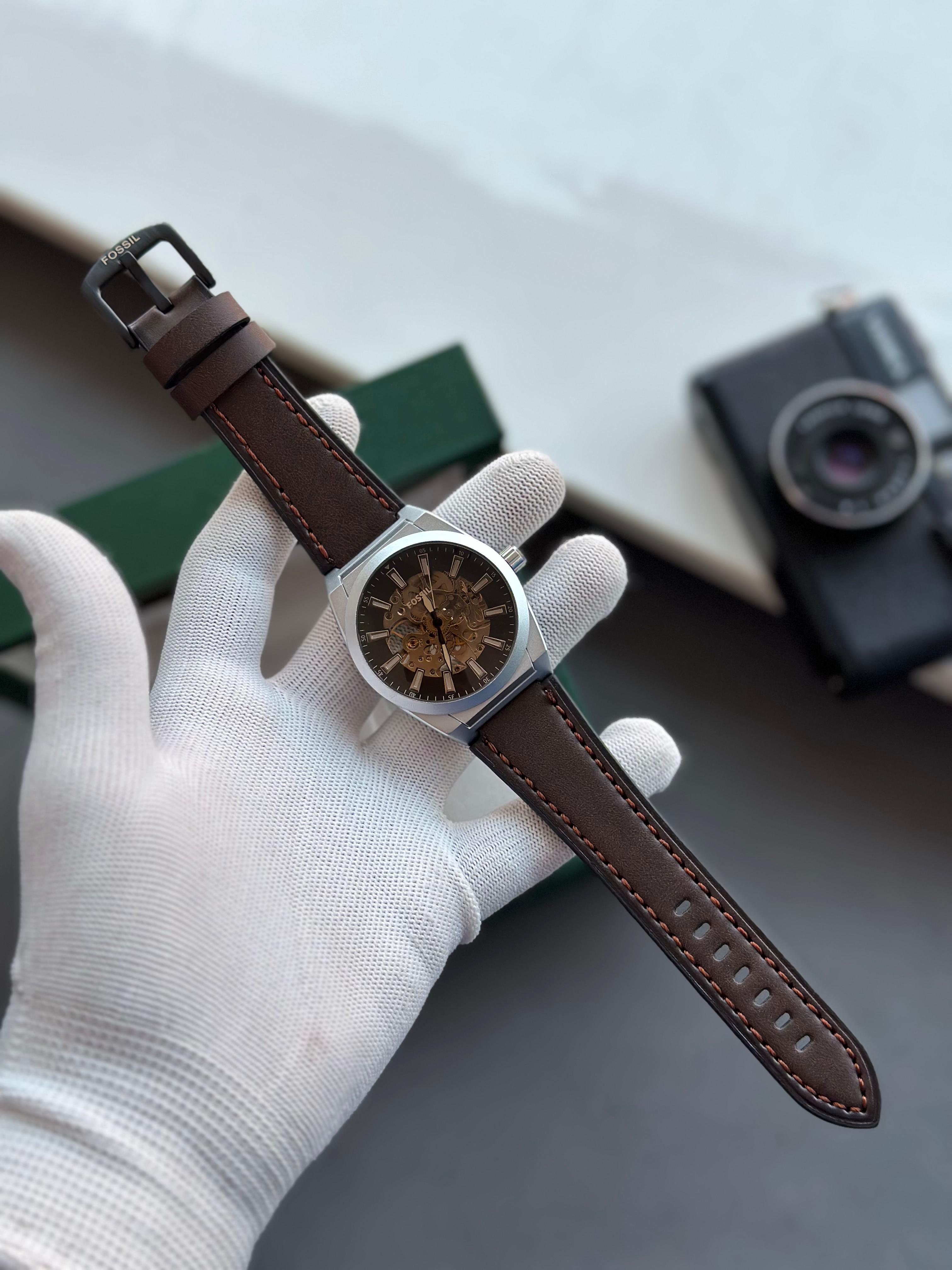 FOSSIL Automatic Movement Watch – Premium Leather Edition