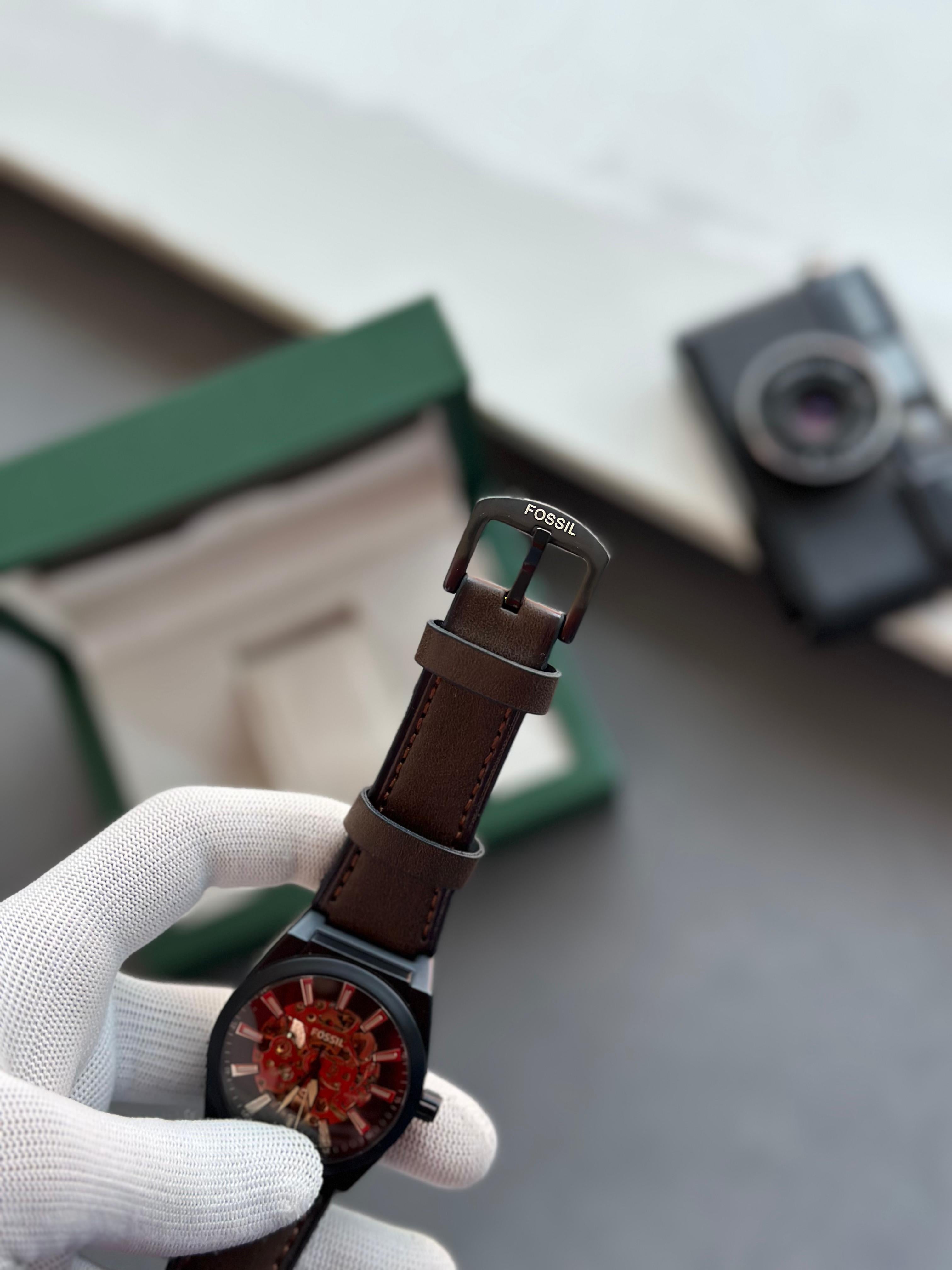 FOSSIL Automatic Movement Watch – Premium Leather Edition